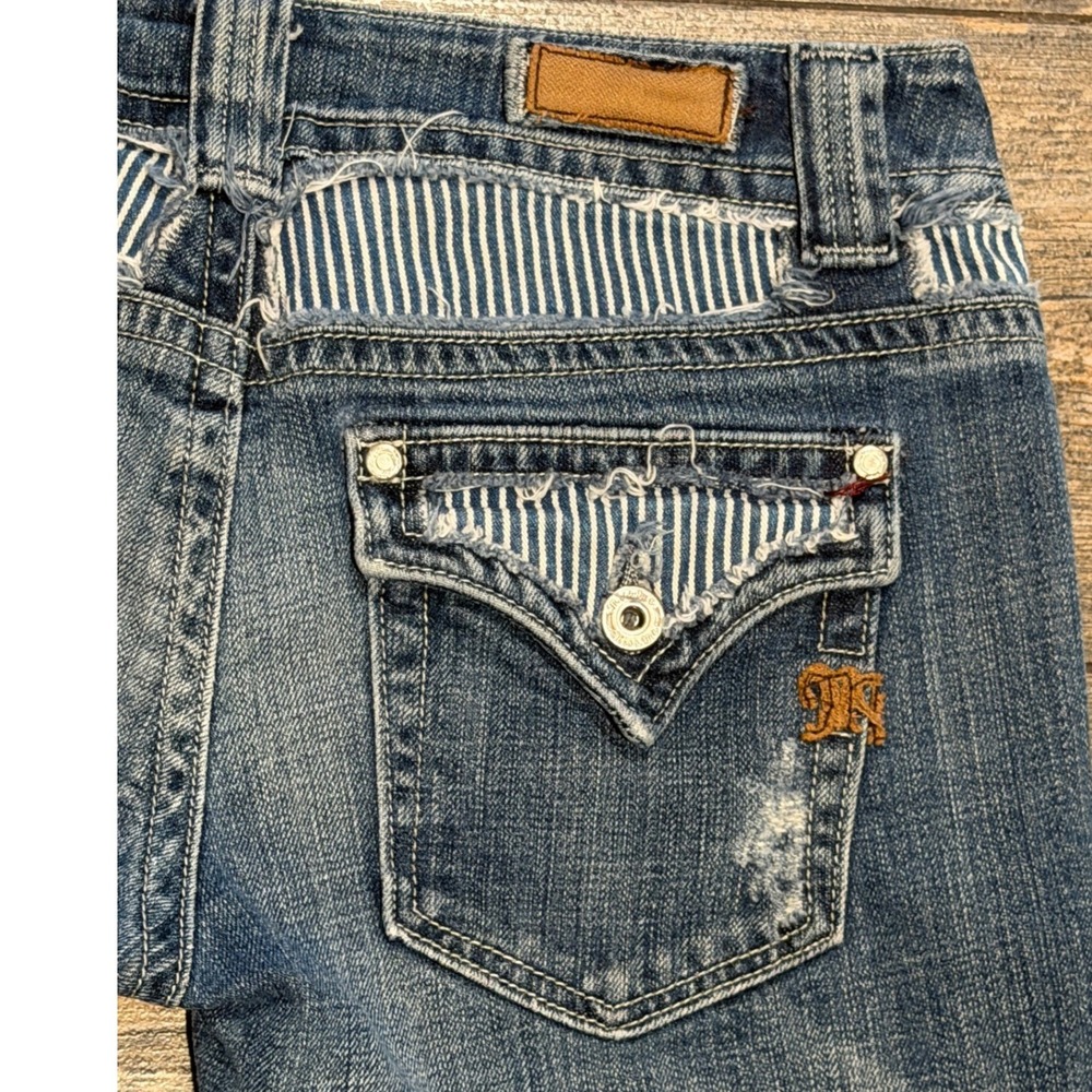 Miss Me Low Rise Distressed Denim Pin Stripe 12" Bermuda Jean Shorts SZ 28 Y2K